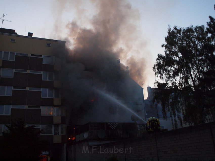 Feuer 3 Koeln Vingst Burgstr P192.JPG